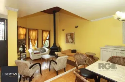 Casa com 3 quartos à venda na Rua Gomes de Freitas, 462, Jardim Itu Sabará, Porto Alegre