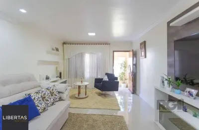 Casa com 4 quartos à venda na Travessa Costa Luiz, 26, Vila São José, Porto Alegre