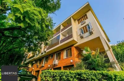 Apartamento térreo 67m² - 2 dormitórios e 1 vaga no bairro Higienópolis