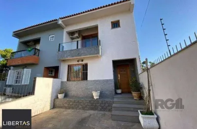 Casa com 3 quartos à venda na Rua Doutora Noemi Valle Rocha, 473, Serraria, Porto Alegre