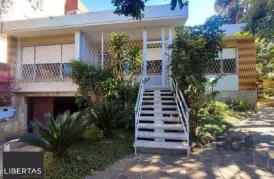Casa com 4 quartos à venda na Avenida Benno Mentz, 529, Vila Ipiranga, Porto Alegre