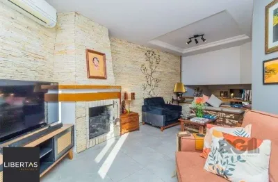 Casa em Condomínio 199m² - 3 dormitórios, 2 vagas no bairro Nonoai