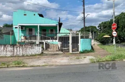 Casa com 3 quartos à venda na Rua Pedro Boticário, 780, Glória, Porto Alegre