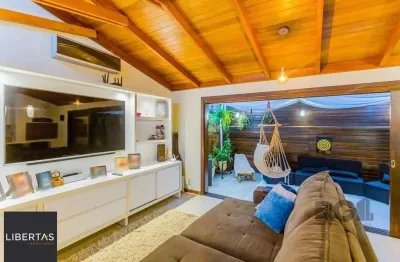 Casa em condomínio de 155m², 3 dormitórios, 4 vagas no bairro Espírito Santo