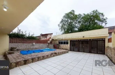 Casa para Venda - 450m², 4 dormitórios, sendo 3 suites, 5 vagas - Nonoai