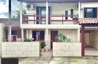 Casa com 3 quartos à venda na Rua Fernando Souto da Silva, 24, Morro Santana, Porto Alegre