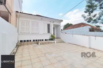 Casa com 3 quartos à venda na Rua Antônio Divan, 74, Teresópolis, Porto Alegre