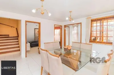 Casa com 4 quartos à venda na Rua da Prudência, 18, Cavalhada, Porto Alegre