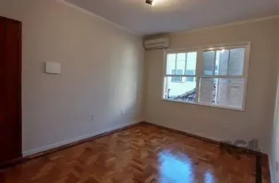 Kitnet / Stúdio à venda na Avenida Protásio Alves, 2615, Petrópolis, Porto Alegre