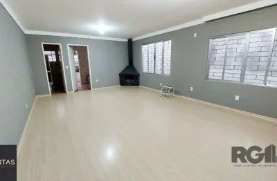 Casa com 3 quartos à venda na Rua Damasco, 46, Azenha, Porto Alegre