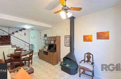 Casa em condomínio fechado com 3 quartos à venda na Avenida Arnaldo Bohrer, 184, Teresópolis, Porto Alegre