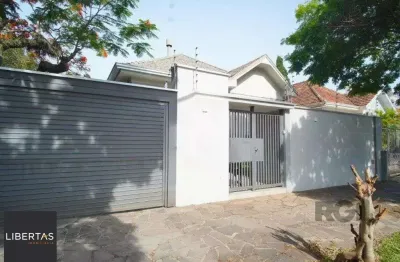 Casa com 3 quartos à venda na Rua Onze de Agosto, 98, São João, Porto Alegre
