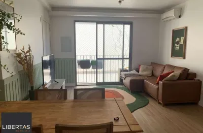 Apartamento de 2dormitórios com vaga de garagem, em prédio com excelente padrão construtivo.