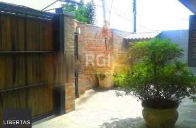 Casa para Venda - 290m², 4 dormitórios, sendo 1 suites, 3 vagas - Cristal