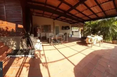 Sítio para Venda - 3000m², 4 dormitórios, sendo 1 suites, 3 vagas - Lageado