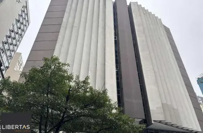 Barracão / Galpão / Depósito à venda na Avenida Borges de Medeiros, 659, Centro Histórico, Porto Alegre