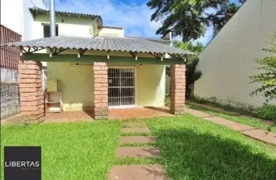 Casa com 3 quartos à venda na Rua Upamaroti, 748, Cristal, Porto Alegre