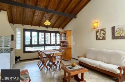 Casa para Venda - 350m², 2 dormitórios, sendo 2 suites, 2 vagas - Centro Histórico