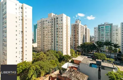 Apartamento com 2 quartos à venda na Rua Paulo Setúbal, 134, Passo da Areia, Porto Alegre