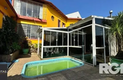 Casa com 3 quartos à venda na Rua Somália, 227, Vila Ipiranga, Porto Alegre