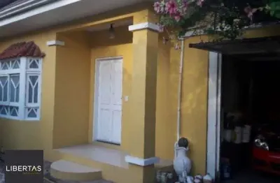 Casa com 2 quartos à venda na Rua Doutor Gastão Rhodes, 368, Santana, Porto Alegre