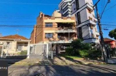 Outros para Venda - 664.91m², 9 dormitórios, sendo 3 suites, 6 vagas - São João