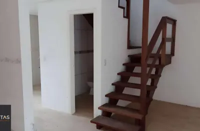 Casa com 2 quartos à venda na Rua Ilton Moreira de Souza, 22, Ponta Grossa, Porto Alegre