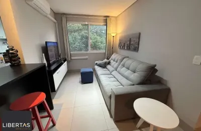 Apartamento mobiliado de 2 dormitórios, elevador,duas vagas no bairro Agronomia