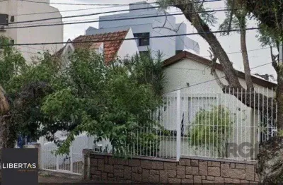 Casa com 3 quartos à venda na Rua Álvares Machado, 84, Petrópolis, Porto Alegre