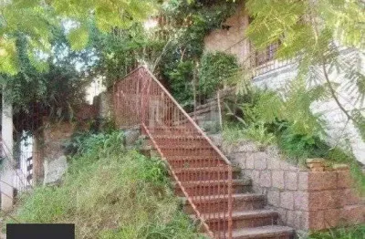 Casa com 3 quartos à venda na Avenida General Barreto Viana, 537, Chácara das Pedras, Porto Alegre