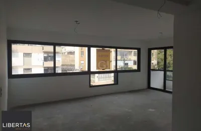 Apartamento para Venda - 123.71m², 3 dormitórios, sendo 1 suites, 2 vagas - Petrópolis