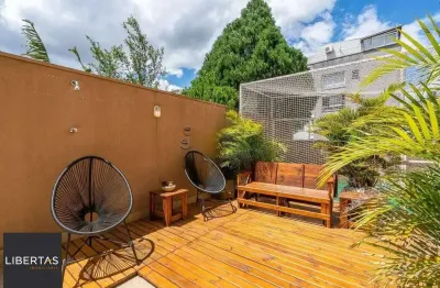 Apartamento Garden 3 dorm, Porteira Fechada com Pátio no Bairro Santana