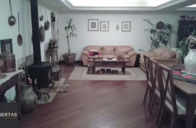 Casa para Venda - 430m², 3 dormitórios, sendo 1 suites, 4 vagas - Jardim Isabel