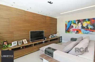 EXCELENTE OPORTUNIDADE! 120m2, 2 VAGAS, ANDAR ALTÍSSIMO COM VISTA PARA AEROPORTO! Apartamento 3 dormitórios (sendo 1 suíte)