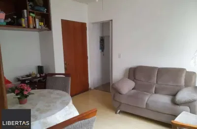 Apartamento com 02 dormitórios  com estacionamento convenção