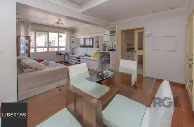 Apartamento Amplo e Bem Localizado - 3 Dormitórios, Suíte e Vaga Escriturada