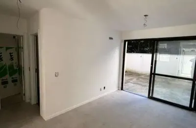 Garden 1 Dormitório com Terraço e Pátio na Lima e Silva – Cidade Baixa