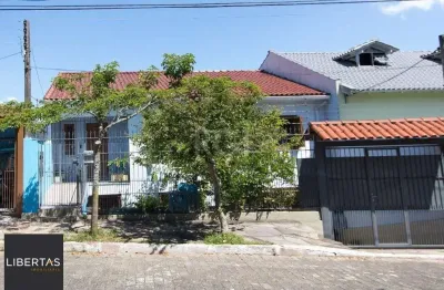 Casa com 3 quartos à venda na Rua João Corrêa Almeida, 45, Vila Nova, Porto Alegre