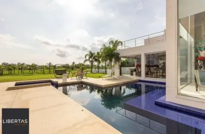 Casa para venda no condomínio Terra Ville com 3 dormitórios, sendo 3 suites e  4 vagas