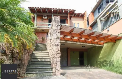 Casa de 3 dormitórios no Jardim Isabel com vista para o Guaíba.