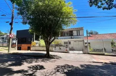 Terreno à venda na Rua João Bastian, 24, Três Figueiras, Porto Alegre