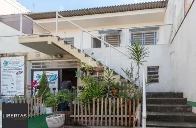 Prédio à venda na Rua Upamaroti, 61, Cristal, Porto Alegre