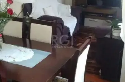 Apartamento para Venda - 77m², 3 dormitórios, 1 vaga - Teresópolis