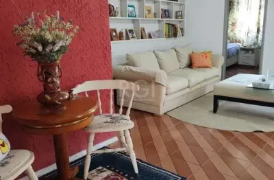 Casa com 3 quartos à venda na Rua Martim Minaberry, 395, Partenon, Porto Alegre