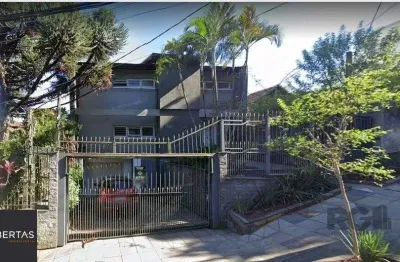 Casa com 3 quartos à venda na Rua Padre João Batista Reus, 1340, Vila Conceição, Porto Alegre