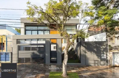 Casa com 3 quartos à venda na Rua Nunes, 467, Medianeira, Porto Alegre