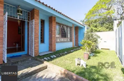 Casa com 3 quartos à venda na Rua Liane Alves, 50, Ipanema, Porto Alegre
