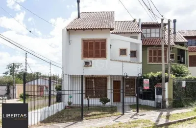 Casa com 3 quartos à venda na Rua Mário Assumpção, 121, Serraria, Porto Alegre