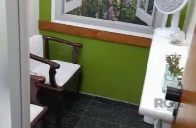 Sala comercial à venda na Avenida Protásio Alves, 3161, Petrópolis, Porto Alegre