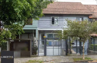 Sobrado com 148,45m², com 2 quartos, suíte, área gormet, vista para o Guaíba, na Vila Conceição.